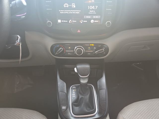 Used 2025 Kia Soul LX w/ LX Technology Package image 11