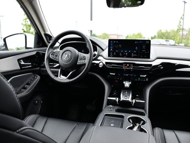 Certified 2026 Acura MDX FWD w/ Technology Package image 18