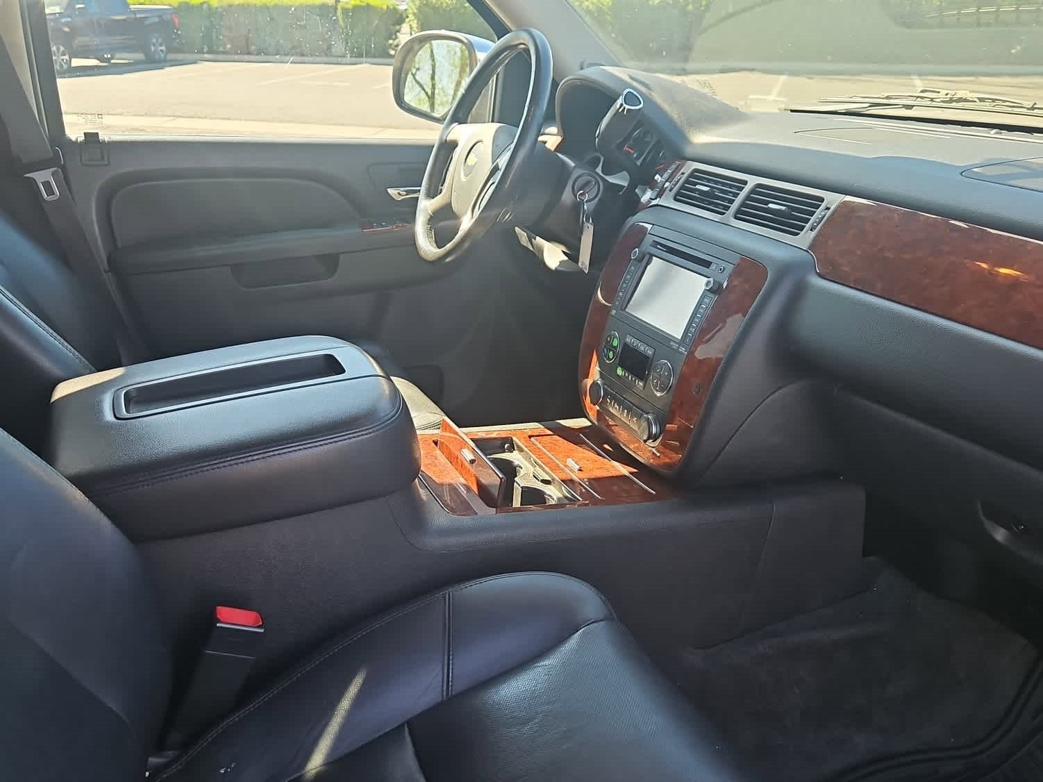 Used 2013 Chevrolet Tahoe LTZ image 13