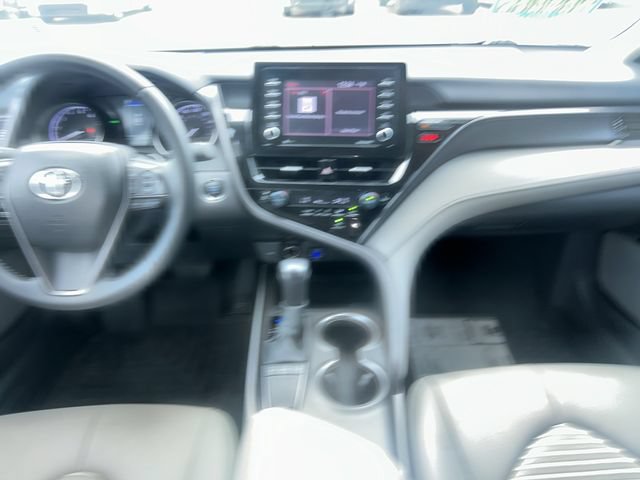 Used 2024 Toyota Camry SE w/ Convenience Package FWD image 15