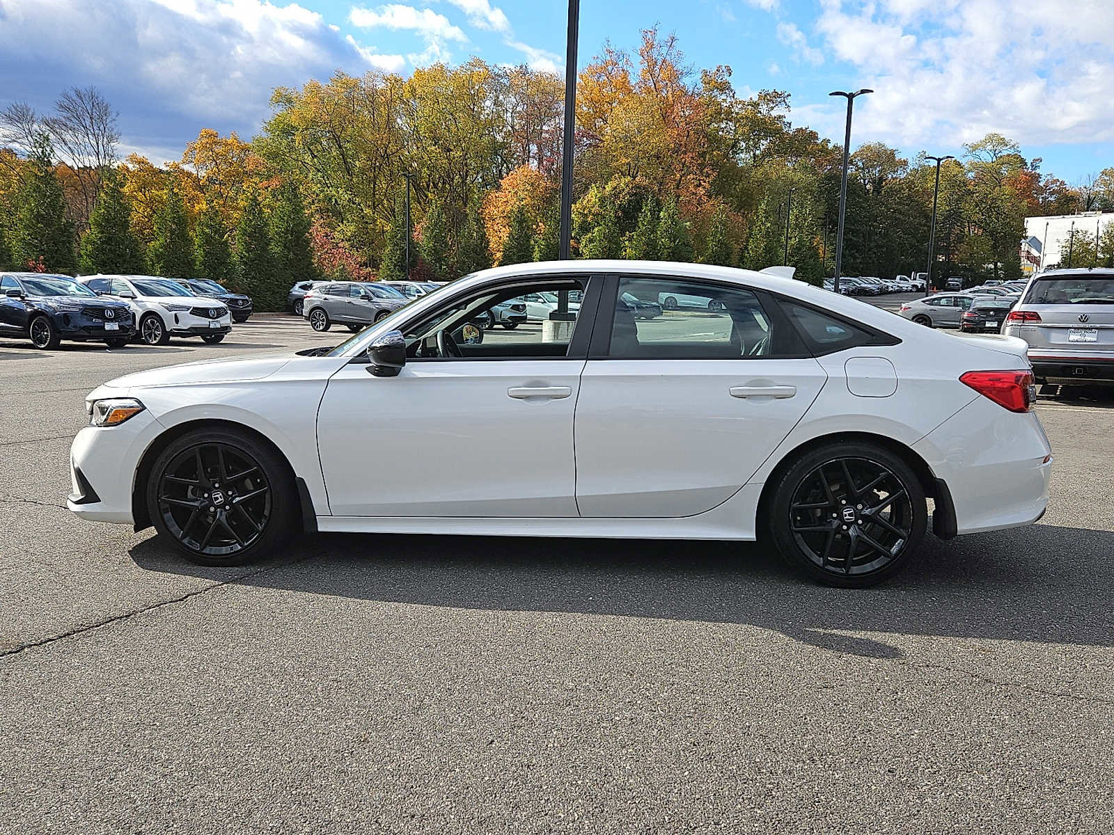 Used 2023 Honda Civic Sport image 4