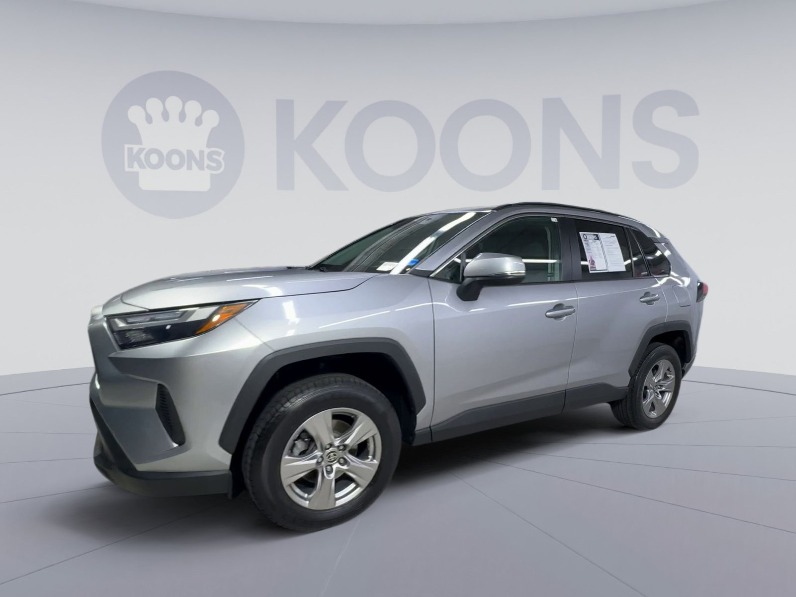 Used 2023 Toyota RAV4 XLE w/ Convenience Package AWD/4WD image 5