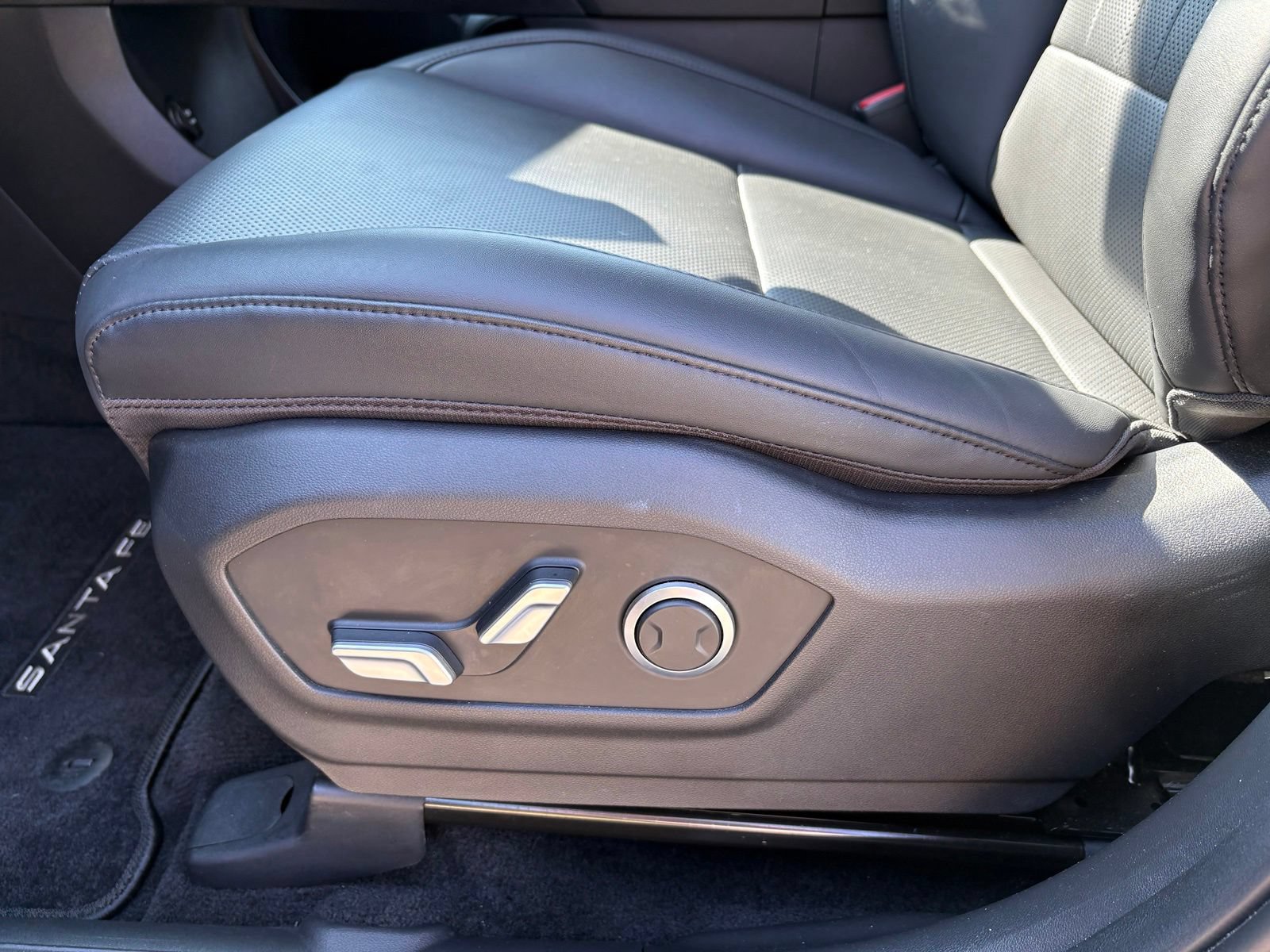 Used 2024 Hyundai Santa Fe SEL AWD/4WD image 27
