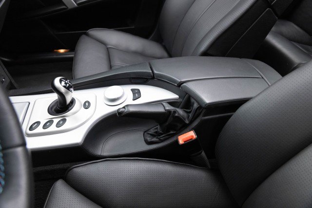 Used 2006 BMW M5 image 40