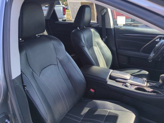 Used 2020 Lexus RX 450h AWD w/ Luxury Package image 29