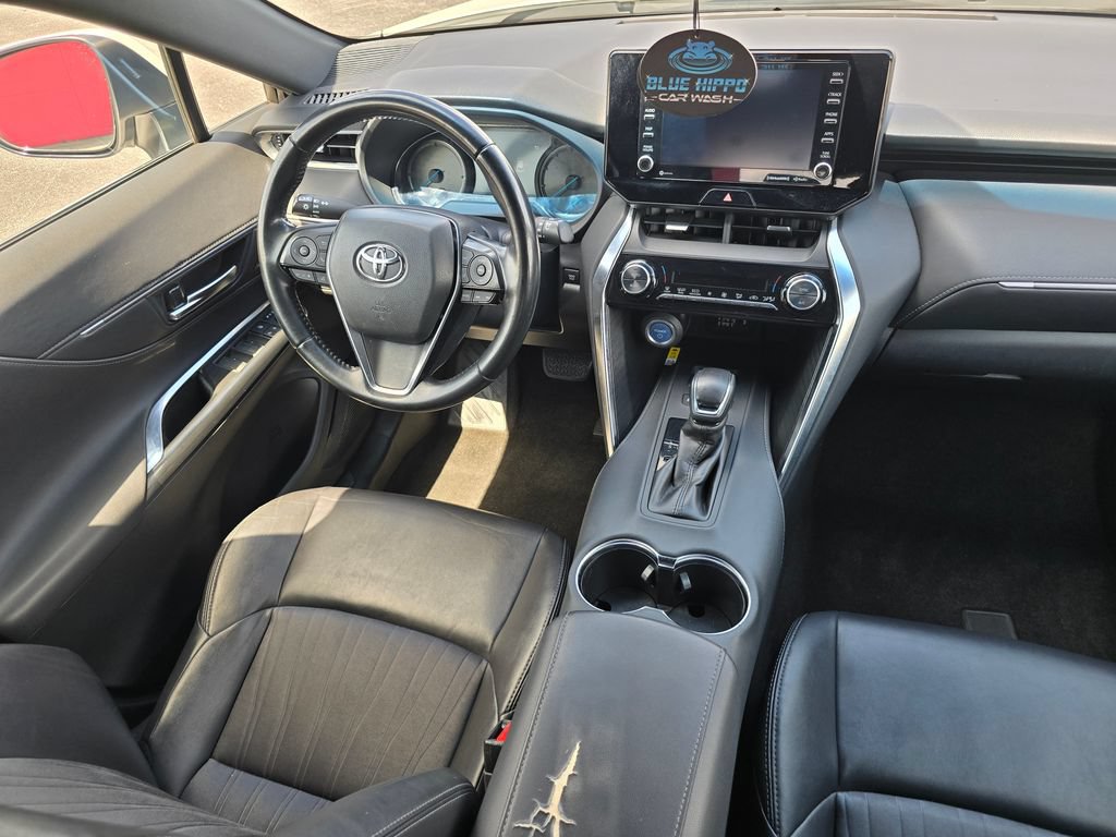 Certified 2021 Toyota Venza XLE w/ Carpet Mat Package (TMS) AWD/4WD image 22