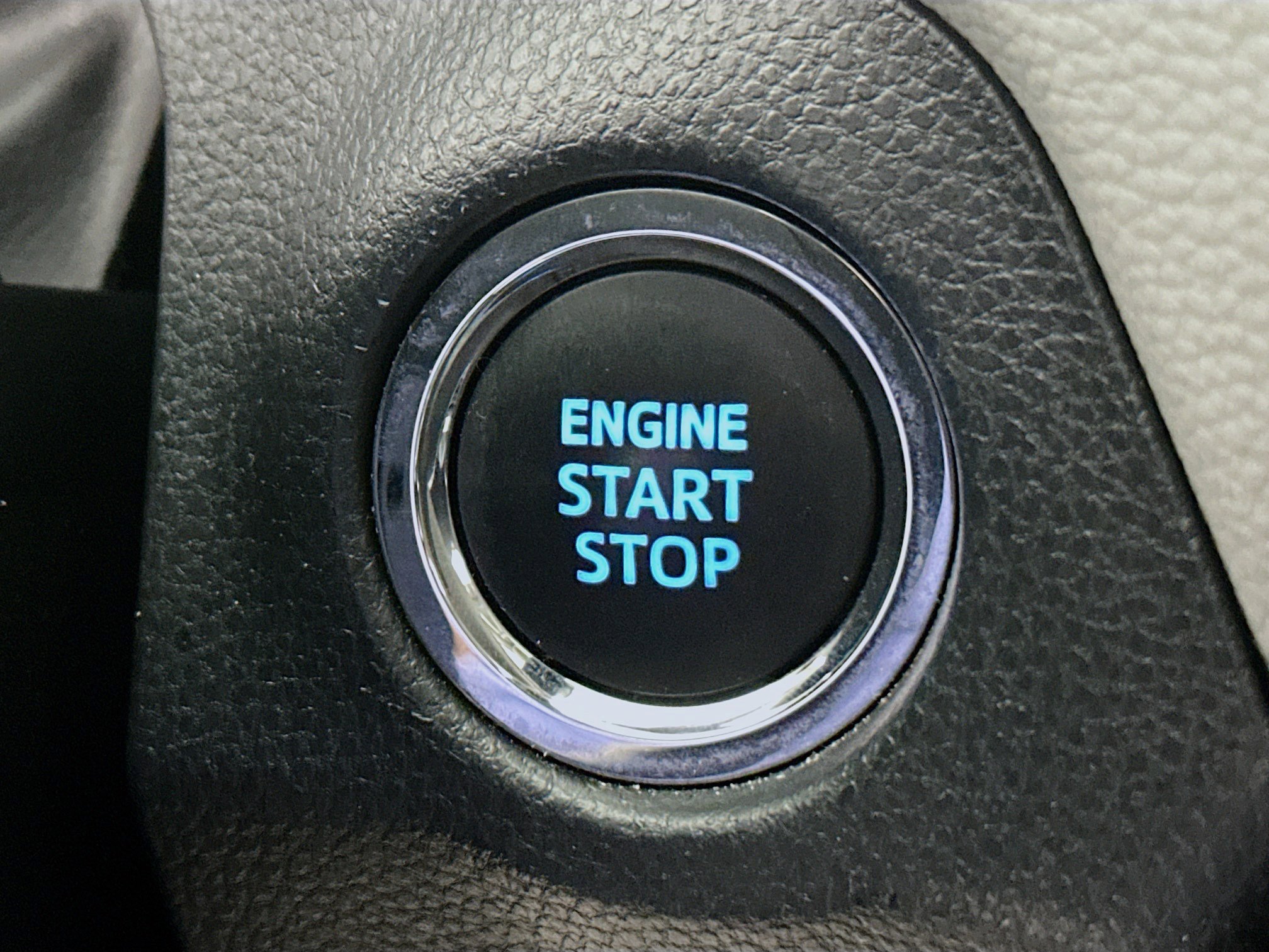 Used 2022 Toyota RAV4 XLE image 20