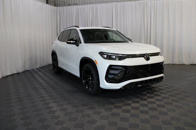 New 2025 Volkswagen Tiguan SE R-Line image 21