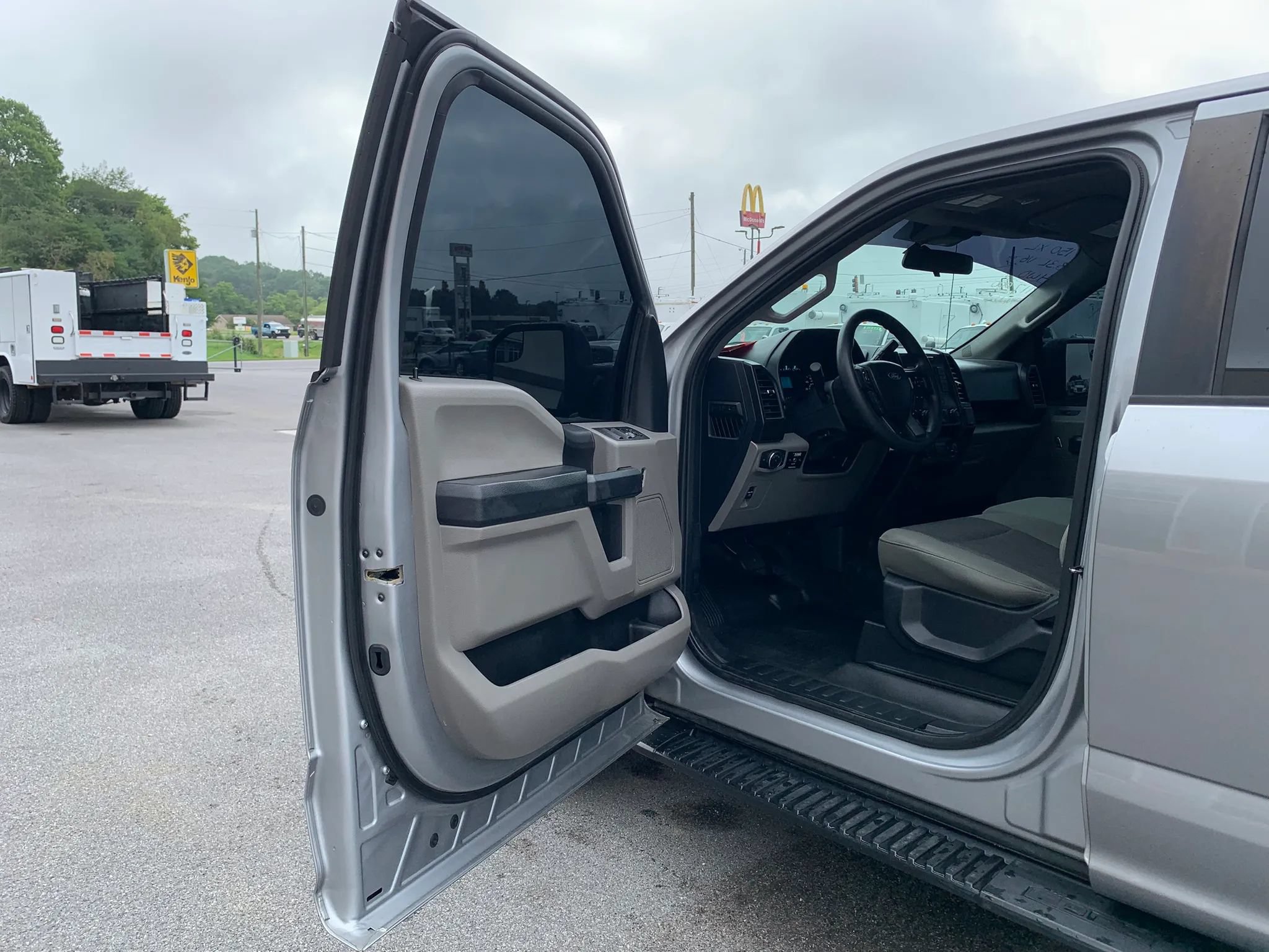 Used 2020 Ford F150 XL w/ XL Power Equipment Group AWD/4WD image 8