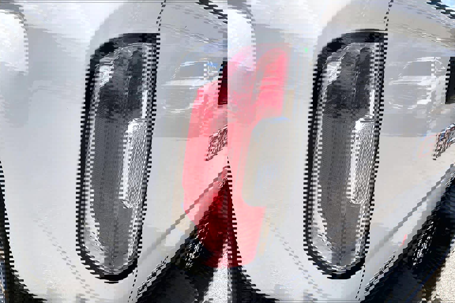 Used 2020 GMC Canyon Denali image 28