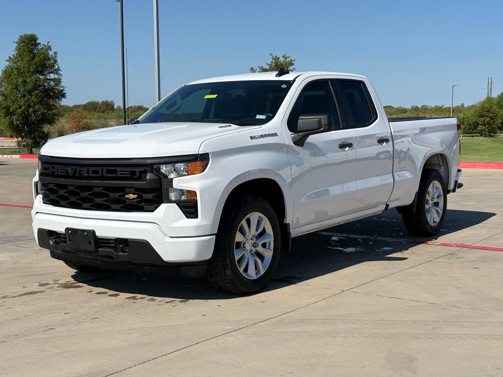 Certified 2025 Chevrolet Silverado 1500 Custom RWD image 3