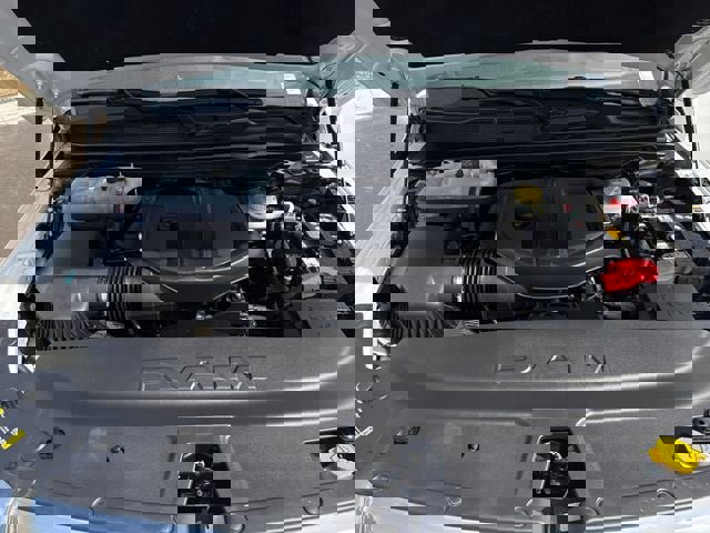 Used 2025 RAM 1500 Laramie image 12