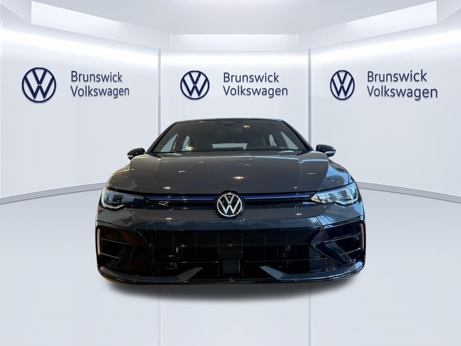 New 2026 Volkswagen Golf AWD/4WD image 2