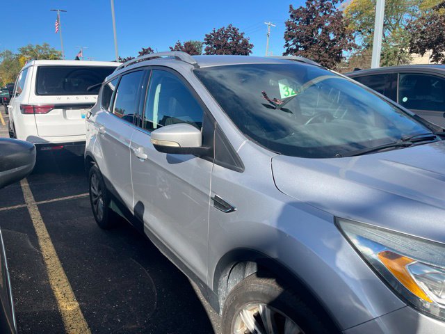 Used 2018 Ford Escape Titanium FWD image 4