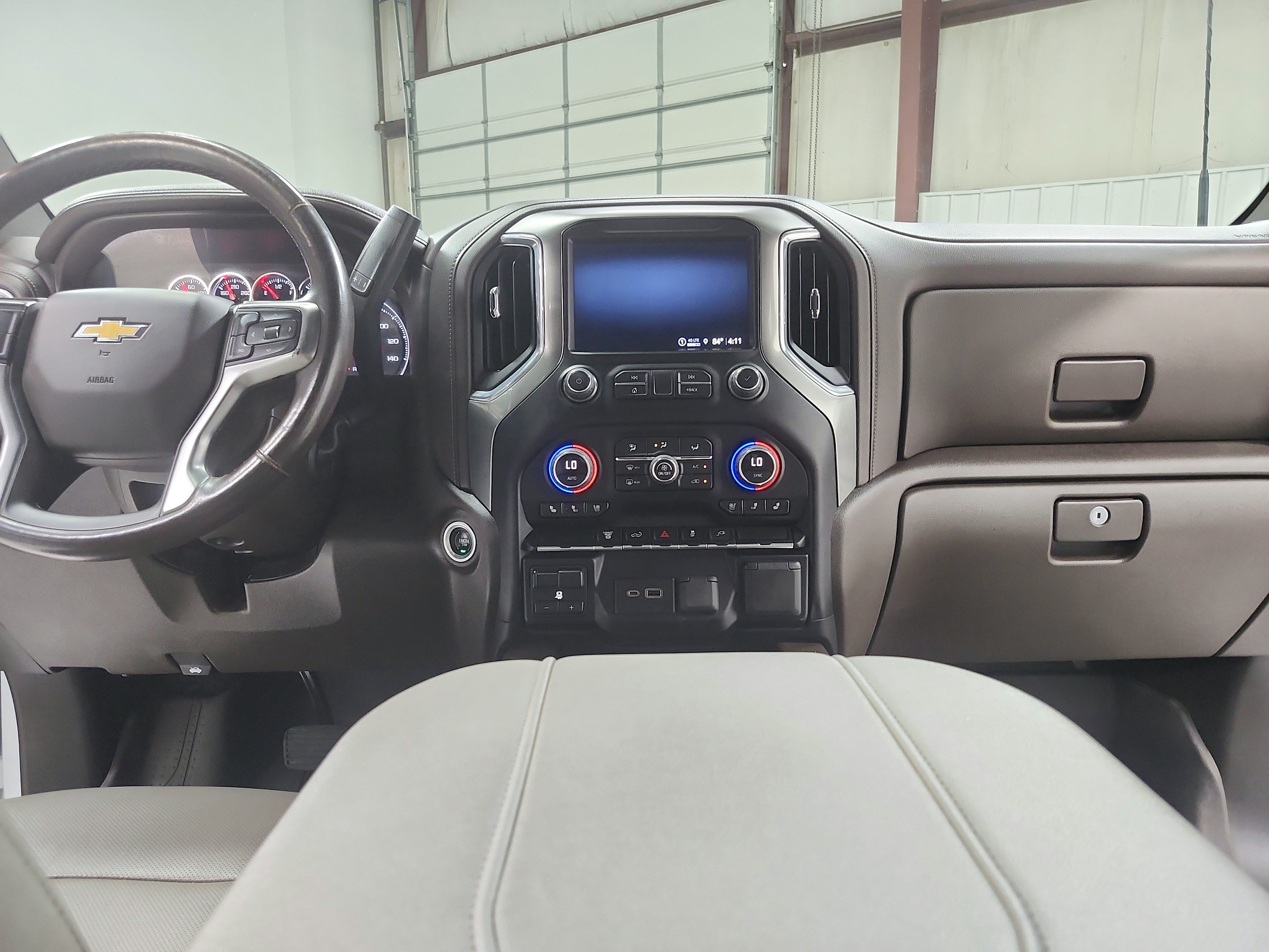 Used 2023 Chevrolet Silverado 3500 LTZ w/ LTZ Convenience Package AWD/4WD image 39