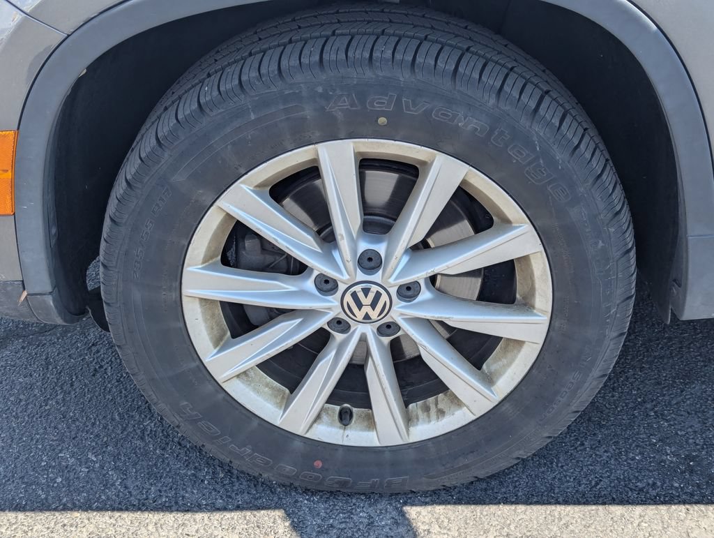 Used 2017 Volkswagen Tiguan S AWD/4WD image 13