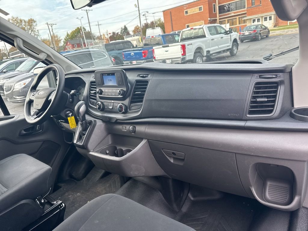 Certified 2024 Ford Transit 250 Low Roof w/ Exterior Upgrade Package image 31