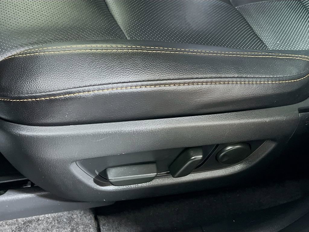 Used 2025 MAZDA CX-90 3.3 Turbo w/ Premium Sport Pkg image 17