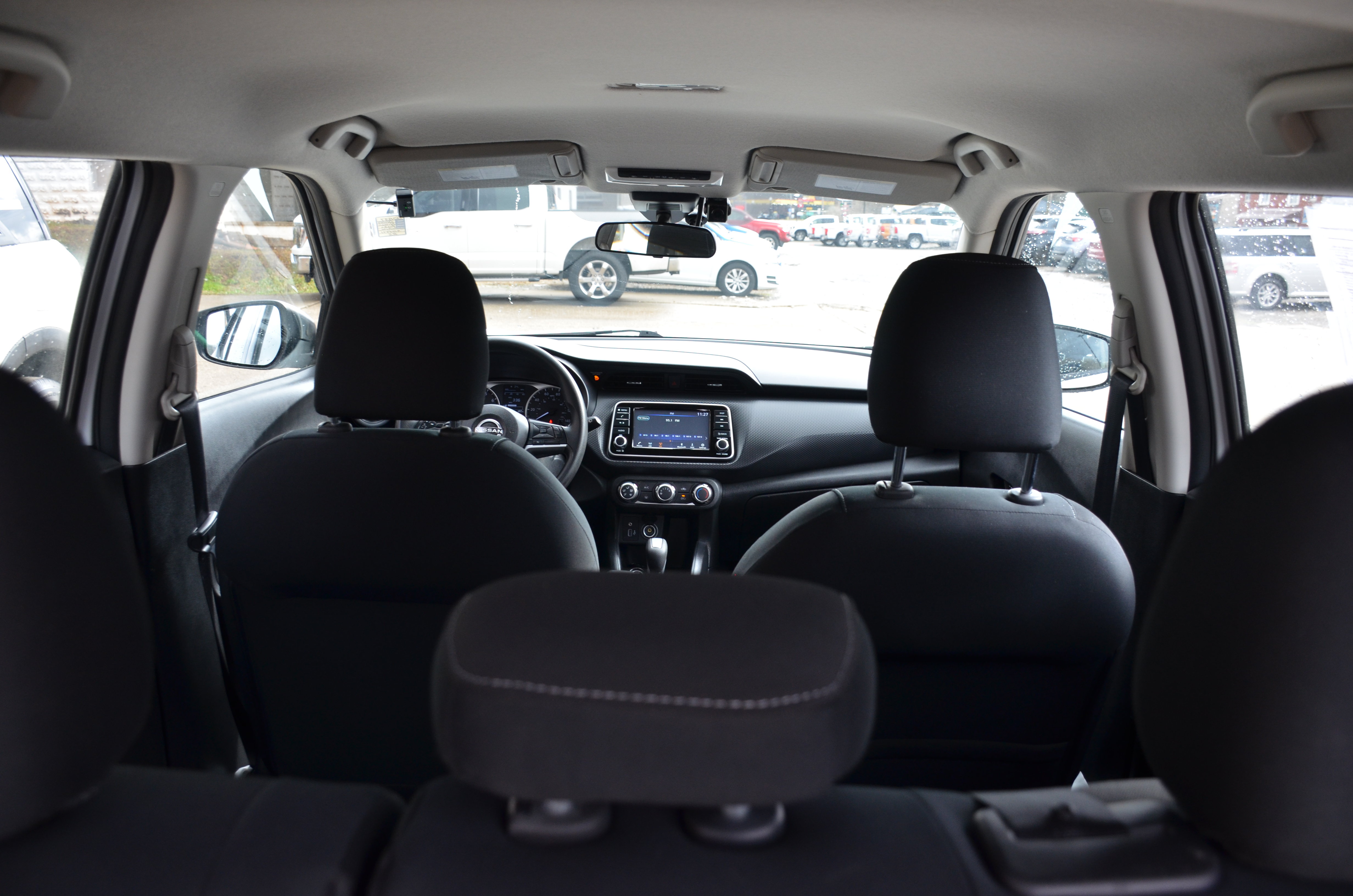 Used 2022 Nissan Kicks S FWD image 18
