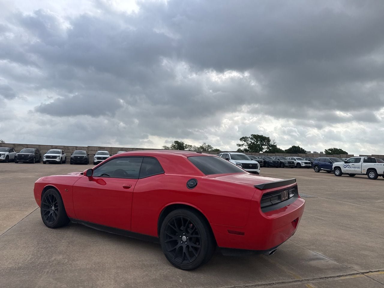 Used 2014 Dodge Challenger R/T RWD image 13