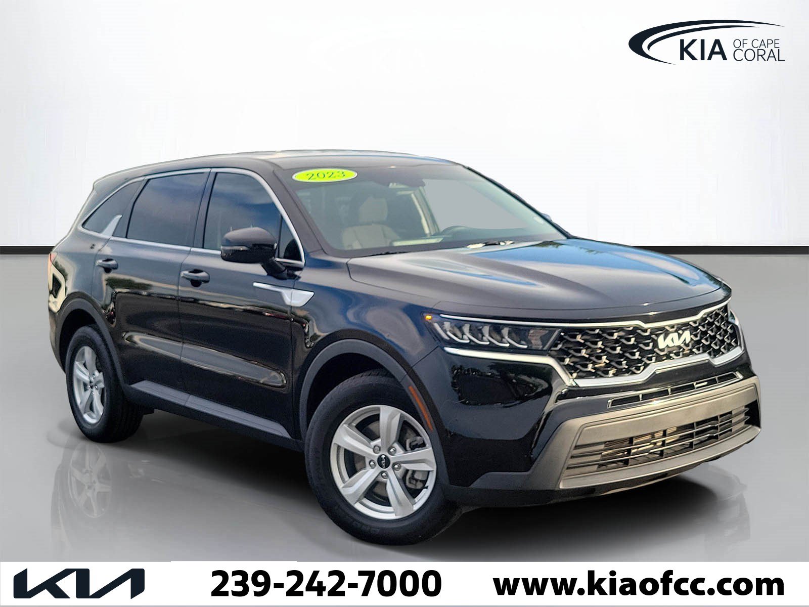 Certified 2023 Kia Sorento LX FWD image 1