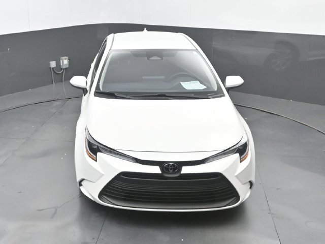 Used 2025 Toyota Corolla LE FWD image 29