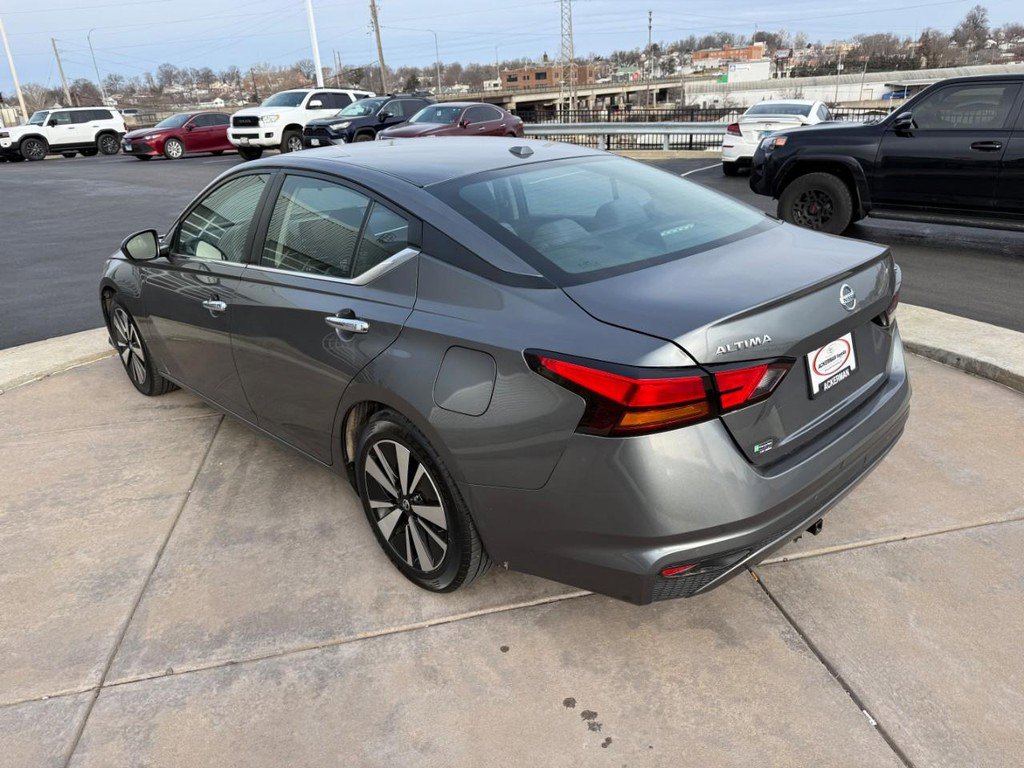 Used 2022 Nissan Altima 2.5 SV image 10
