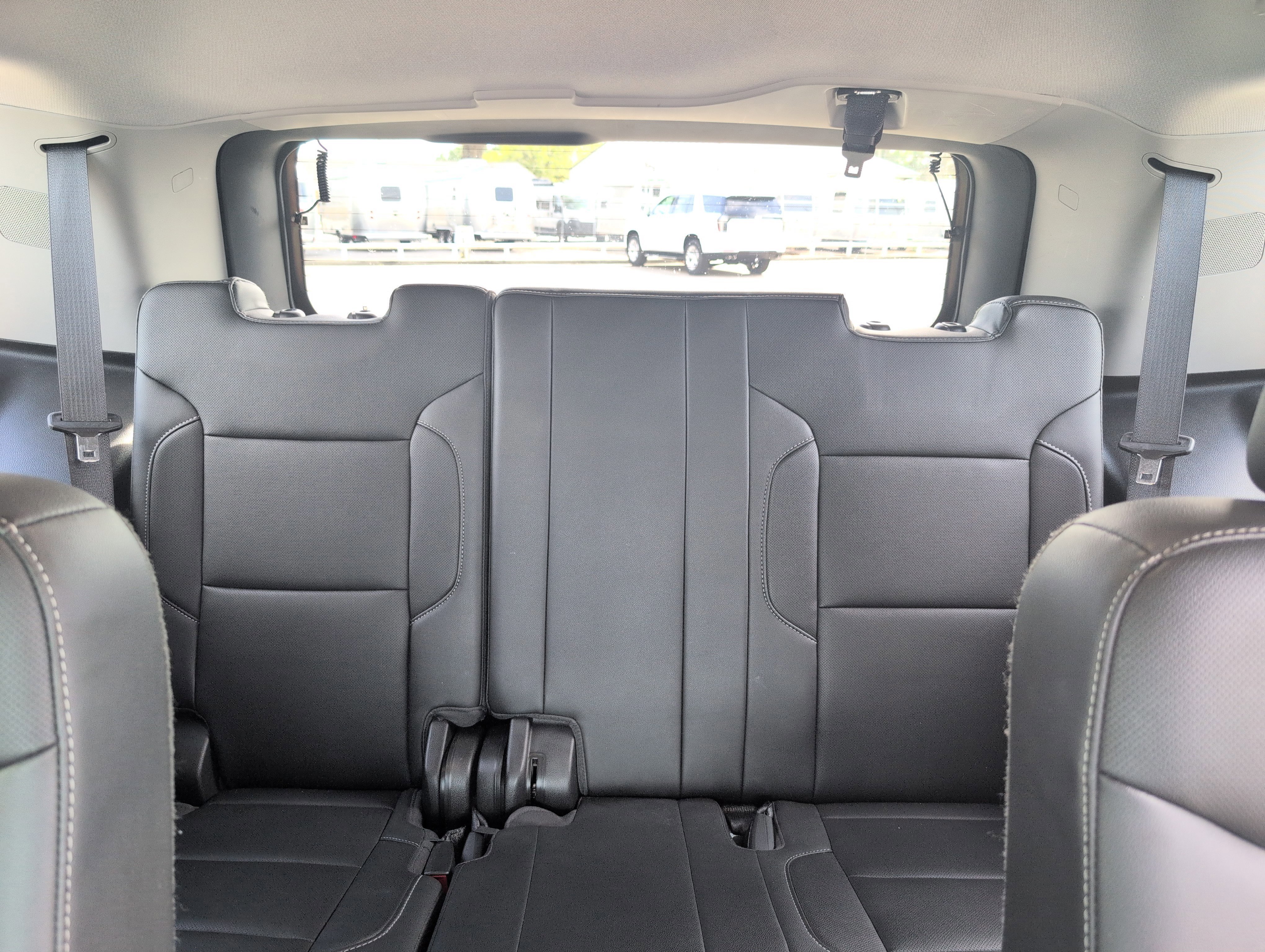Used 2018 Chevrolet Tahoe Premier RWD image 32