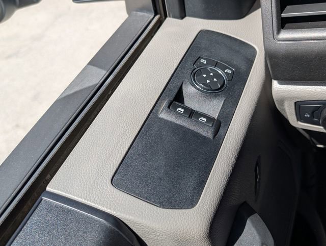 Used 2019 Ford F550 2WD Regular Cab Super Duty image 30