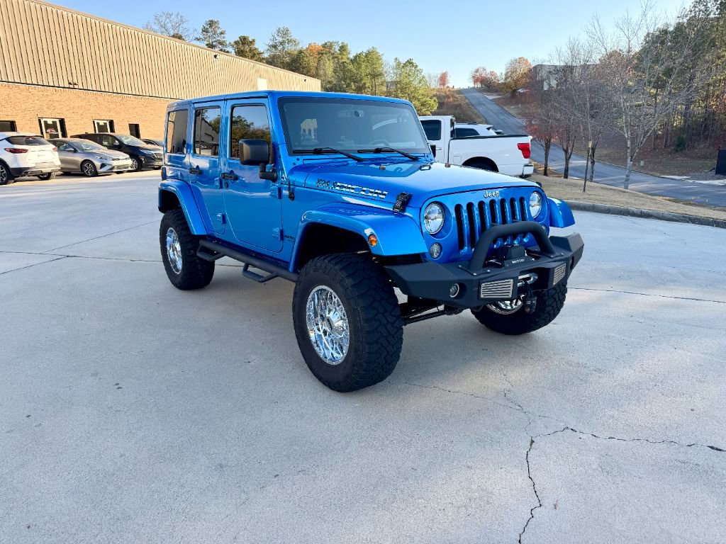 Used 2015 Jeep Wrangler Unlimited Rubicon w/ Connectivity Group image 7