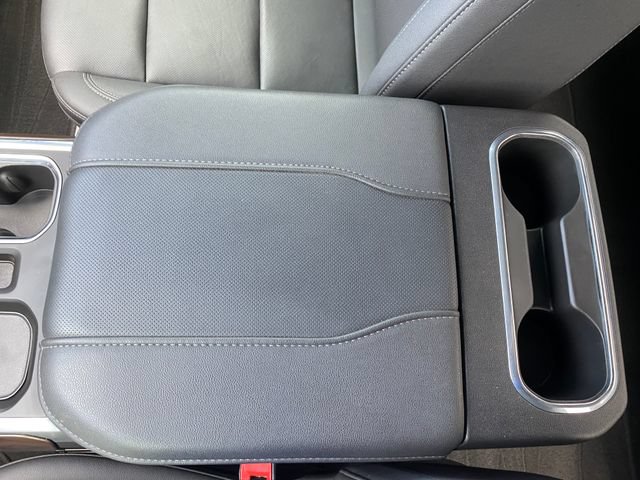 Used 2025 GMC Sierra 1500 SLT AWD/4WD image 21