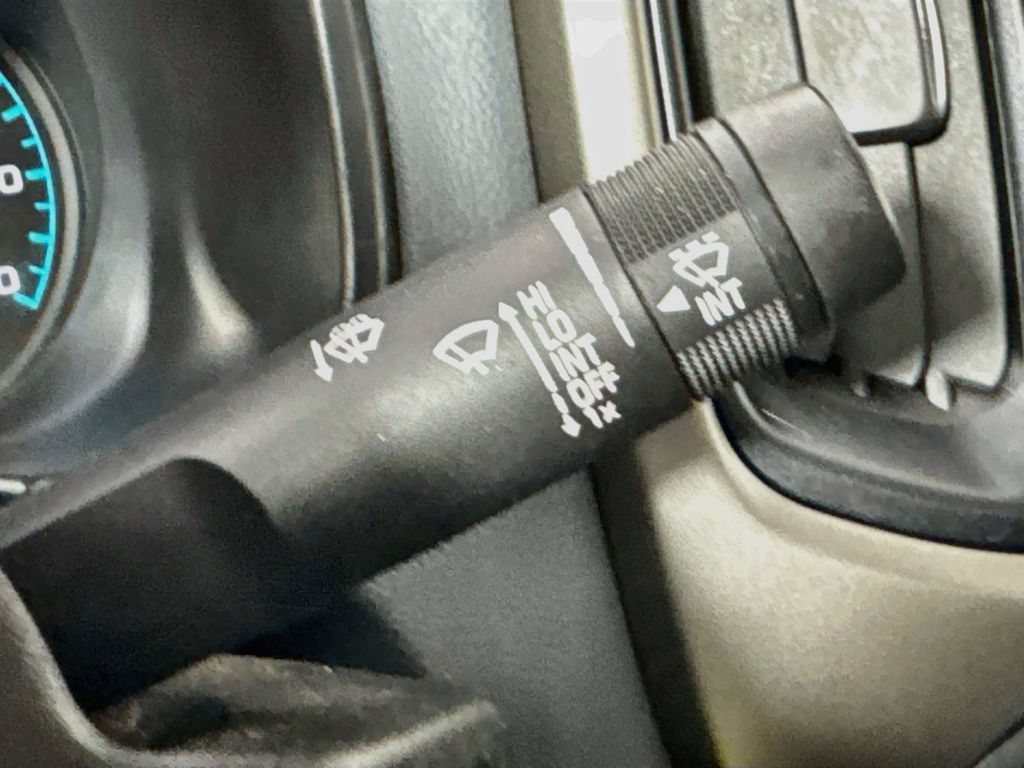 Used 2015 Chevrolet Colorado Z71 AWD/4WD image 13