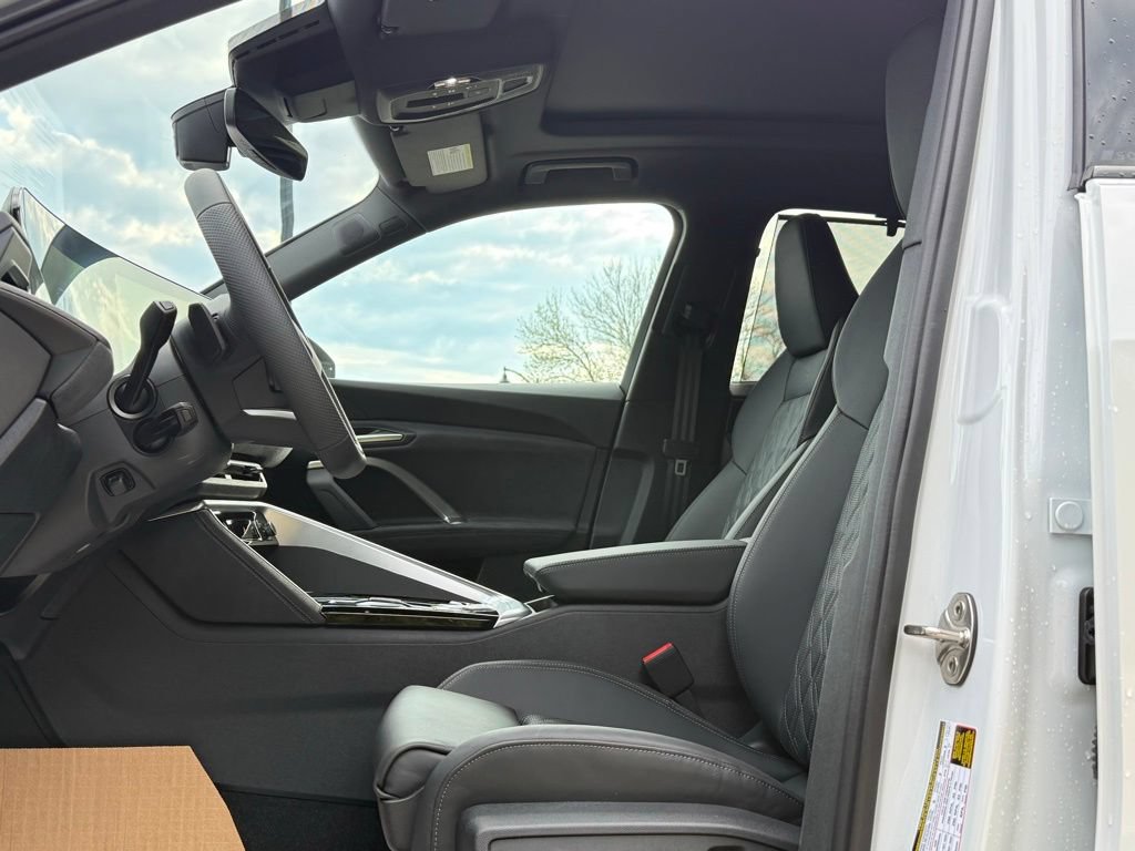 New 2026 Audi SQ5 Premium Plus AWD/4WD image 28