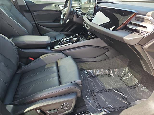 Used 2025 Audi A5 2.0T Premium Plus Sedan w/ Premium Plus image 23