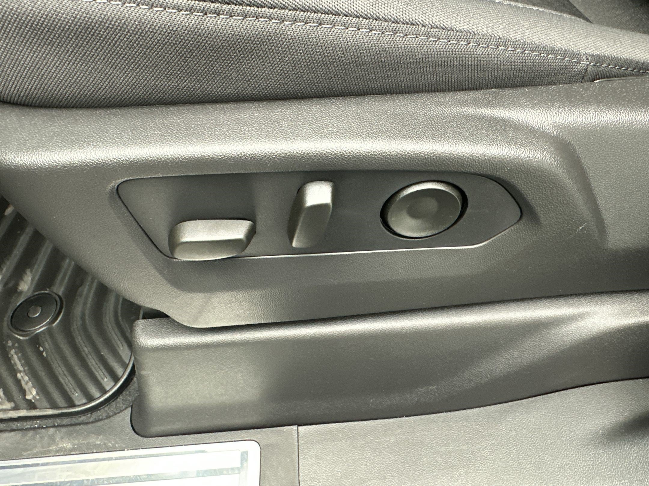 New 2026 Chevrolet Silverado 1500 LT AWD/4WD image 14