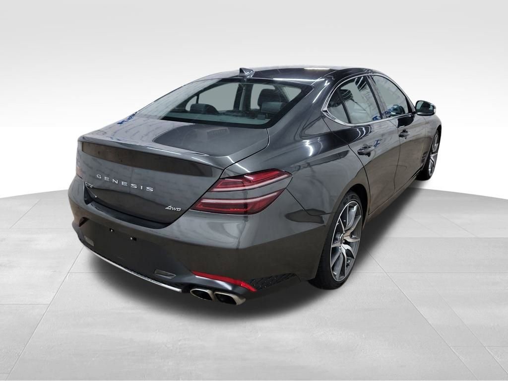 Used 2023 Genesis G70 2.0T image 8