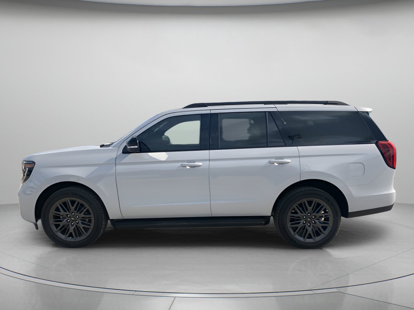 New 2026 Ford Expedition Platinum w/ Stealth Appearance Package AWD/4WD image 6