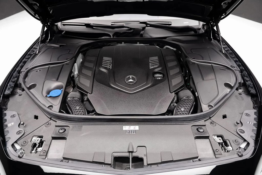 Used 2018 Mercedes-Benz S 560 Cabriolet image 59