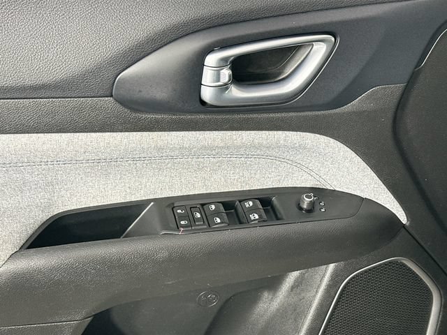 Used 2024 Jeep Compass Latitude AWD/4WD image 22