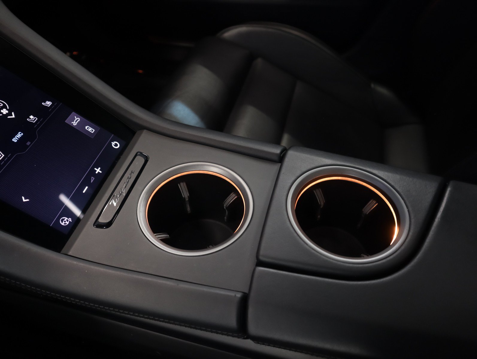 Certified 2025 Porsche Taycan RWD image 18
