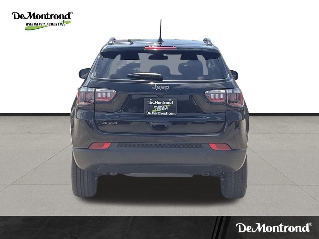 New 2025 Jeep Compass Latitude w/ Altitude Special Edition AWD/4WD image 6