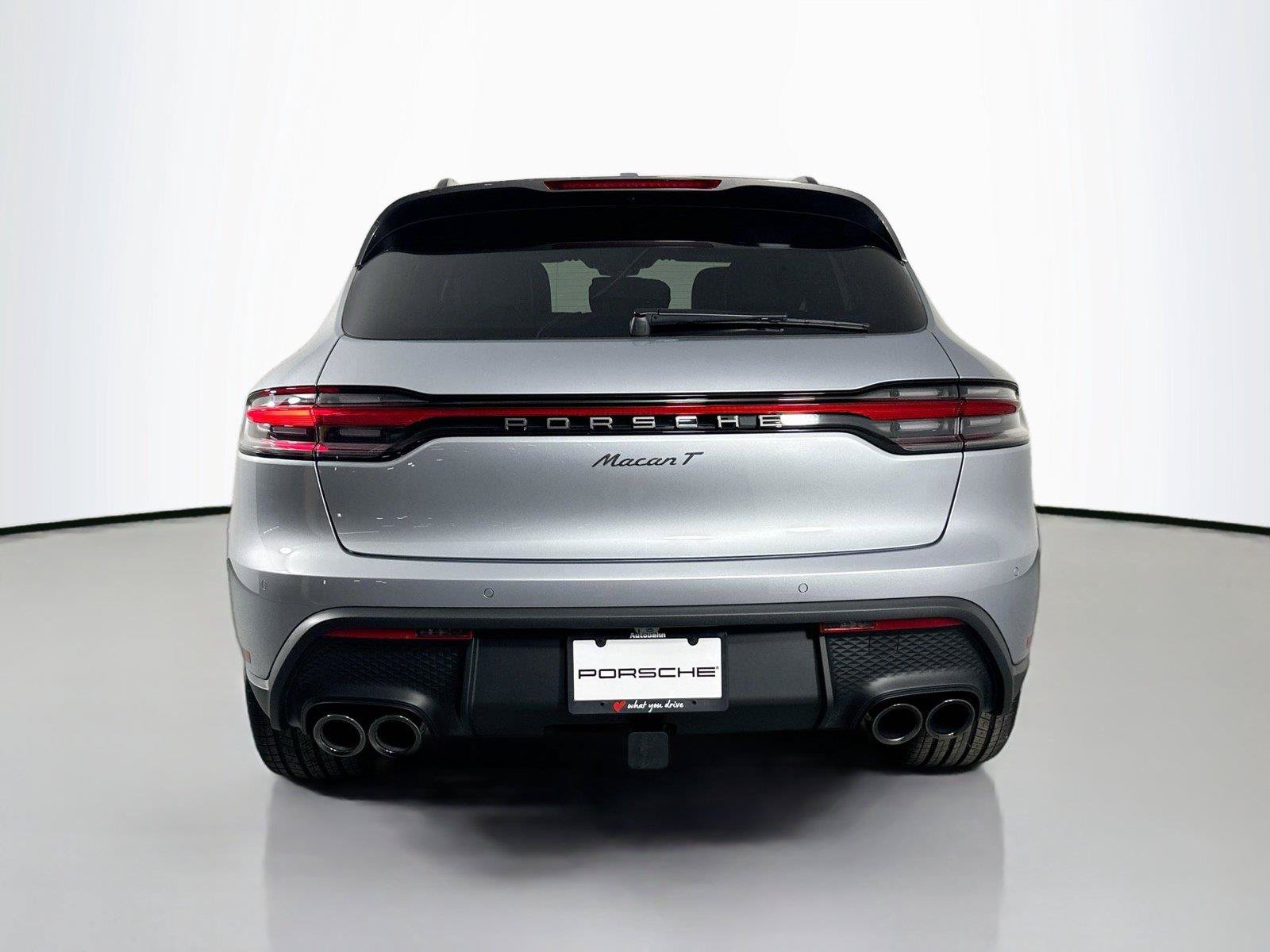 Used 2026 Porsche Macan Turbo AWD/4WD image 6