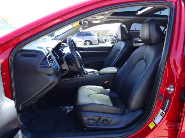 Used 2020 Toyota Camry XSE w/ Driver Assist Package FWD image 17