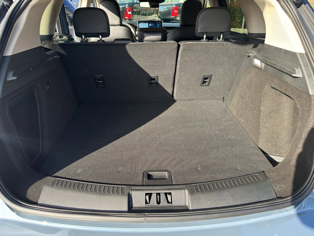 Used 2025 Lincoln Corsair Premiere image 23