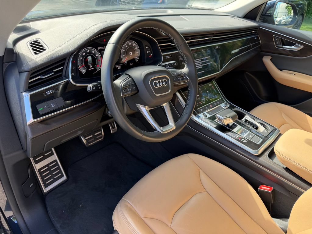 Used 2024 Audi Q8 Premium AWD/4WD image 13