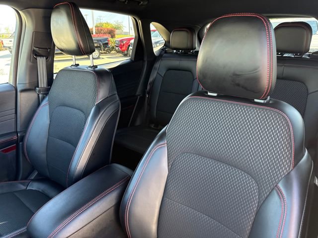 Used 2025 Ford Escape ST-Line image 11