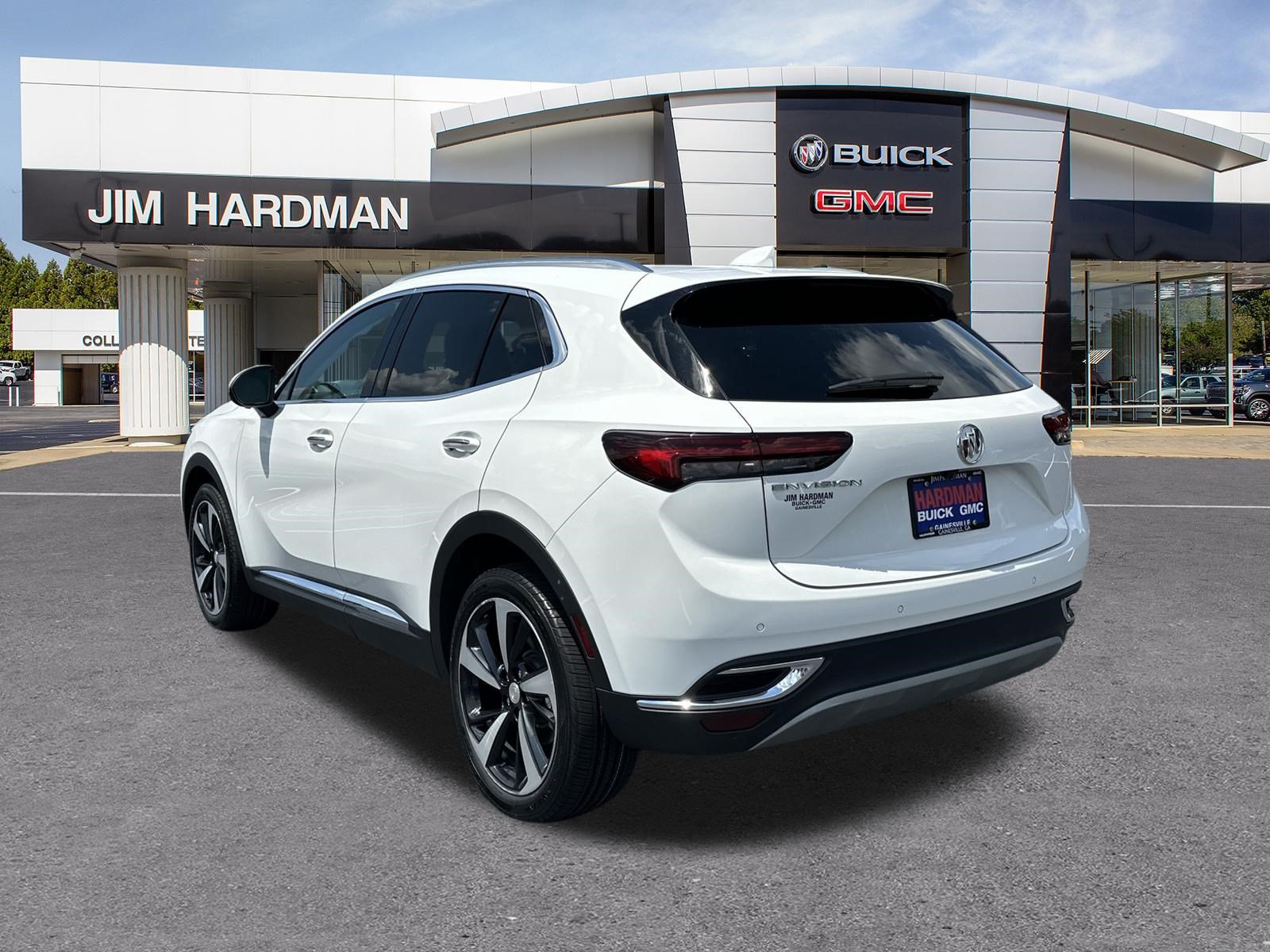 Used 2021 Buick Envision Essence w/ Technology Package I FWD image 5