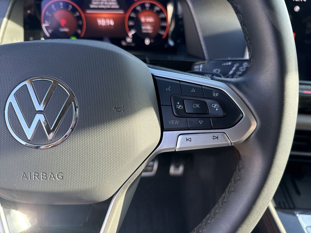 Used 2025 Volkswagen Atlas Peak Edition SE image 20