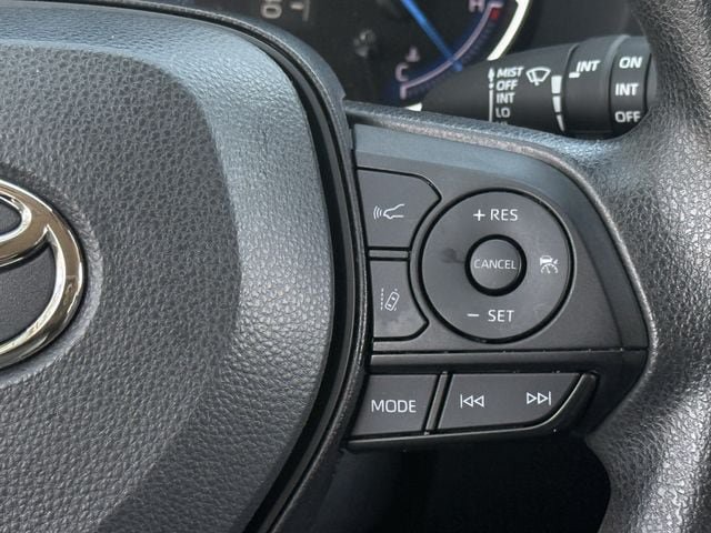 Used 2023 Toyota RAV4 XLE w/ Convenience Package AWD/4WD image 16