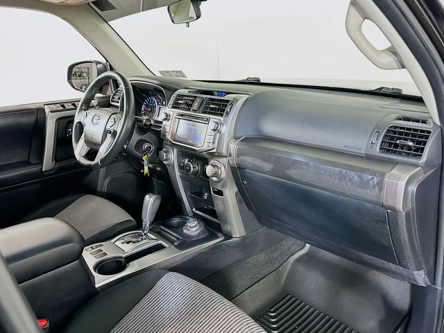 Used 2018 Toyota 4Runner SR5 image 22